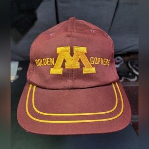 Vintage Minnesota Golden Gophers Cap Hat Snapback NCAA Yupoong